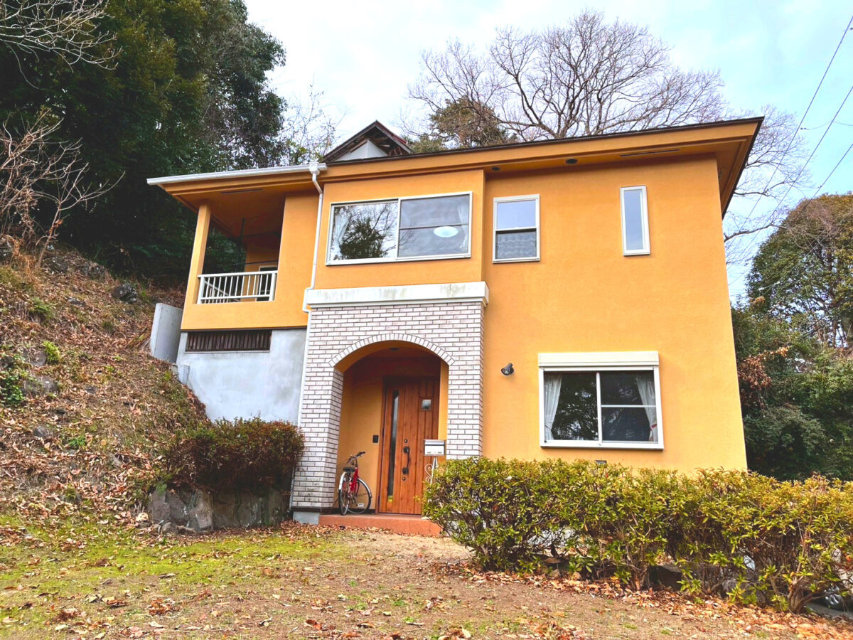 伊豆急伊豆高原別荘地内　中古住宅