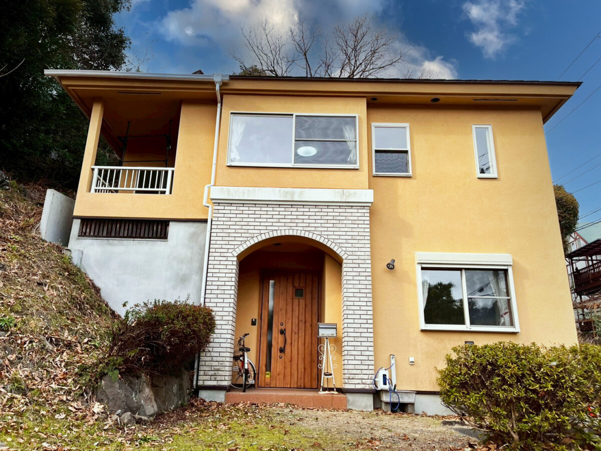 伊豆急伊豆高原別荘地内　中古住宅